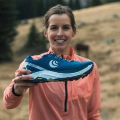 Topo Athletic Women's Ultraventure 3 Trail Running Shoe -Navy/Blue- Regular (B) -Love Running W060.Navy Blue 10